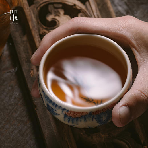 问鼎器度汝窑鹅黄青花玉容杯(咏鹤柳青) (山水)（鸳鸯戏水）（缺货） 商品图1