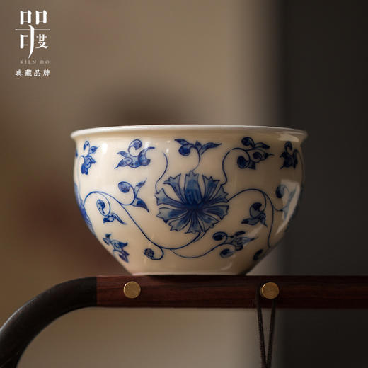 问鼎器度汝窑鹅黄青花吉雅杯（禅华）(虾戏图)（缺货） 商品图0