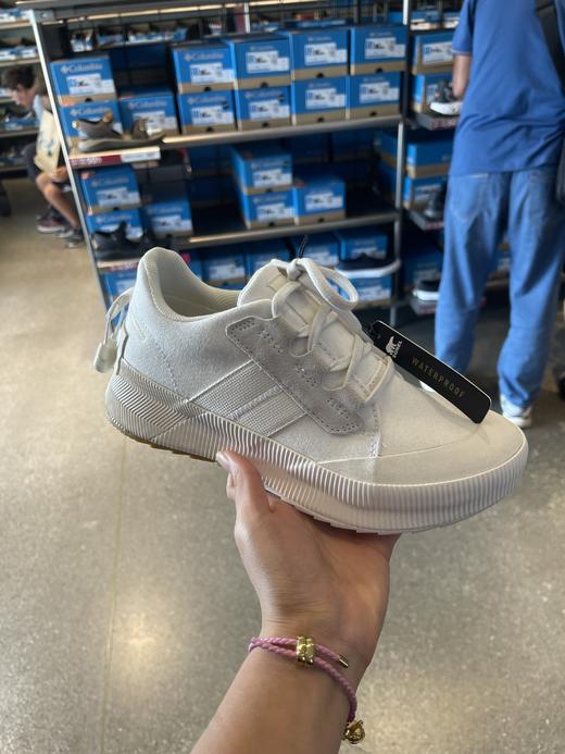 SOREL/冰熊 女士防泼水绒面革织物拼接系带圆头抓地运动休闲鞋 商品图1