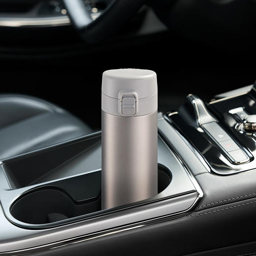 1030831 双立人钛真空保温弹跳杯480mL 商品图5