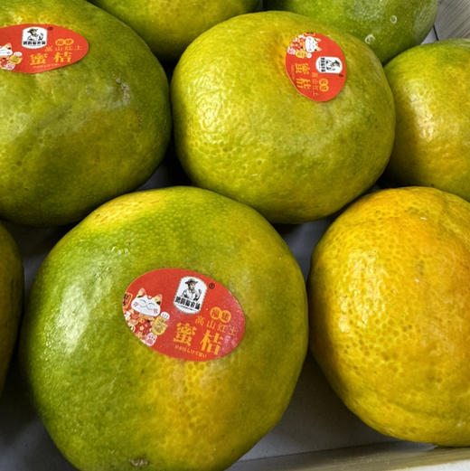 秋天的滋味，高山红土蜜桔🍊每次回味的果香都让人沉醉，悄悄地把秋日都融化在其中。不单送。 商品图5