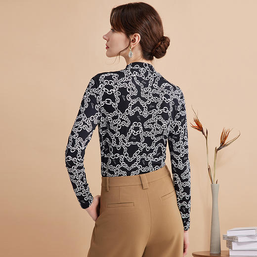 EITIE爱特爱秋季新款修身显瘦百搭印花小上衣7513215 商品图9