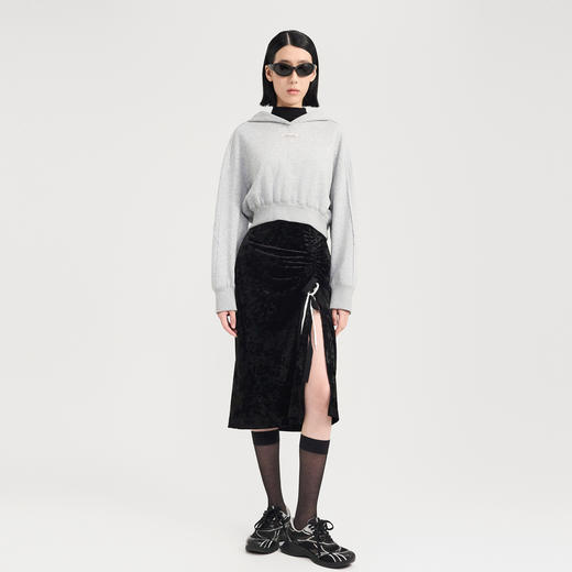 [捡漏价]lost in echo2024秋冬新品休闲慵懒落肩短款灰色连帽卫衣上衣女 商品图2