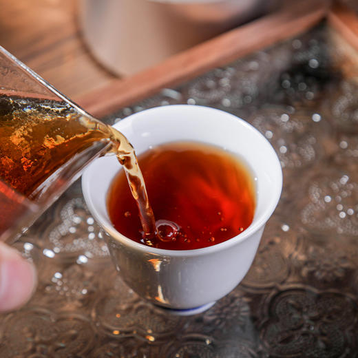 【8折】1996 《自在》子弹头迷你小熟沱 180克*1罐 熟茶 商品图3