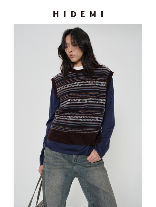 HIDEMI 进口澳洲美利奴羊毛手绘花型设计感极简圆领廓形毛织针织马甲背心 军绿棕/棕蓝灰 商品图7