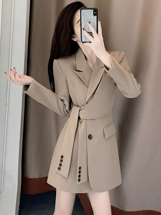 秋季【长袖连衣裙】春秋法式气质高级感设计感 双排扣百褶西装裙子 商品图3