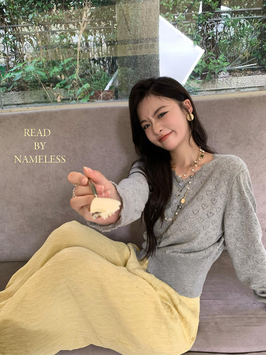 Read Nameless /灰色爱心钩织开衫+马德里黄裤子 商品图10