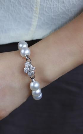 超级高端的澳白手链