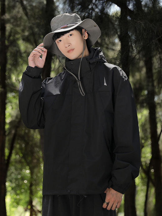 【爆款】冲锋衣情侣外套春秋季新款韩版休闲户外登山运动服男女夹克上衣潮 商品图3