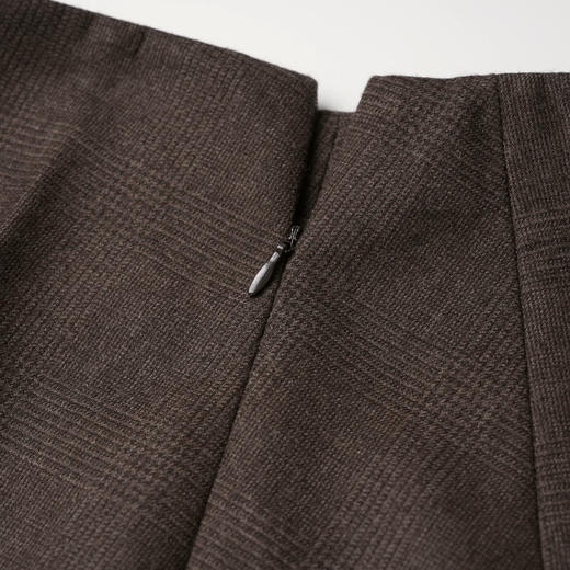 ROMI STUDIO“自我格调”*绵羊毛毛呢肤感细格纹A字半裙431X3065 商品图3