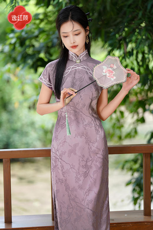 上海逸红颜静妍2025年夏季新款中式提花刺绣对襟小连袖定制扣旗袍 商品图10