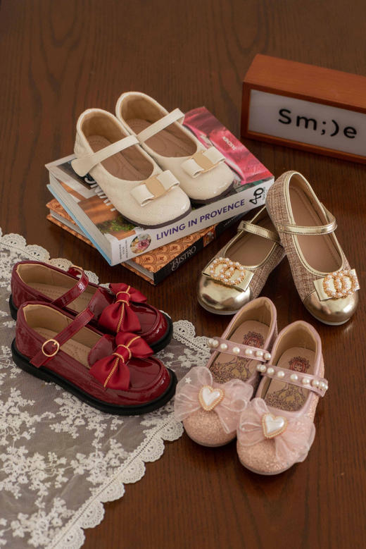正品Jinny Chee童鞋——低至49元❗爱莎公主鞋，玛丽珍鞋，小皮鞋，好穿不磨脚·防滑还轻橡胶大底，防滑耐磨 商品图0