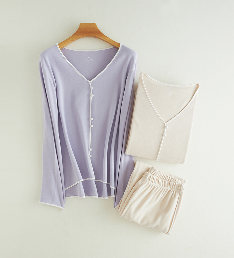女牙签条撞色包扣家居服睡衣套装 A09702