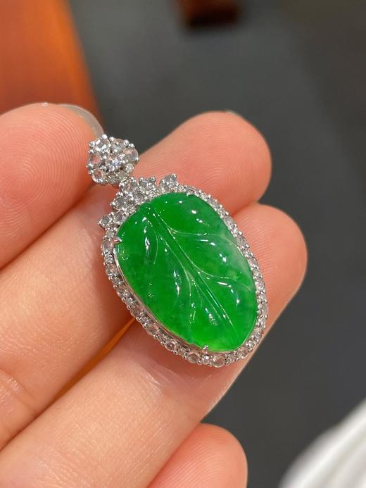 18k金 阳绿叶子吊坠 商品图1