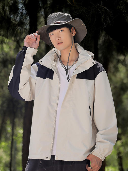 【爆款】冲锋衣情侣外套春秋季新款韩版休闲户外登山运动服男女夹克上衣潮 商品图2