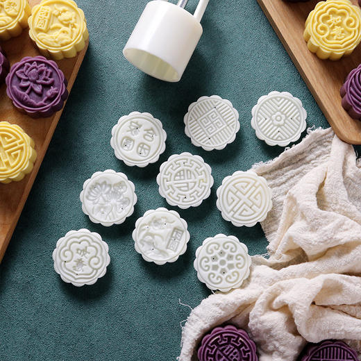 【轻松一压 即刻成型】中秋月饼模具制作模型印具冰皮绿豆糕点心手压不粘家用月饼磨具 商品图2