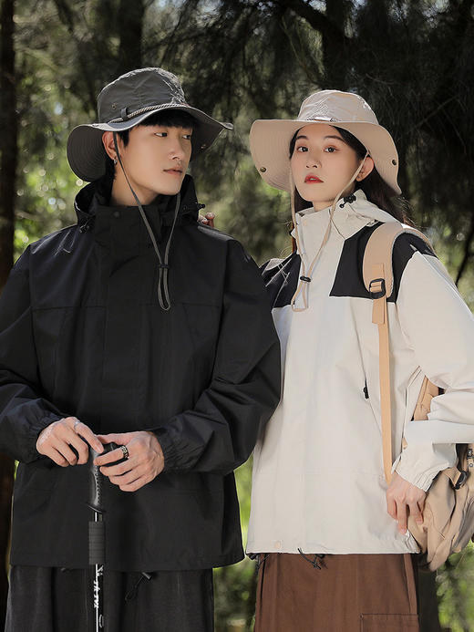 【爆款】冲锋衣情侣外套春秋季新款韩版休闲户外登山运动服男女夹克上衣潮 商品图1