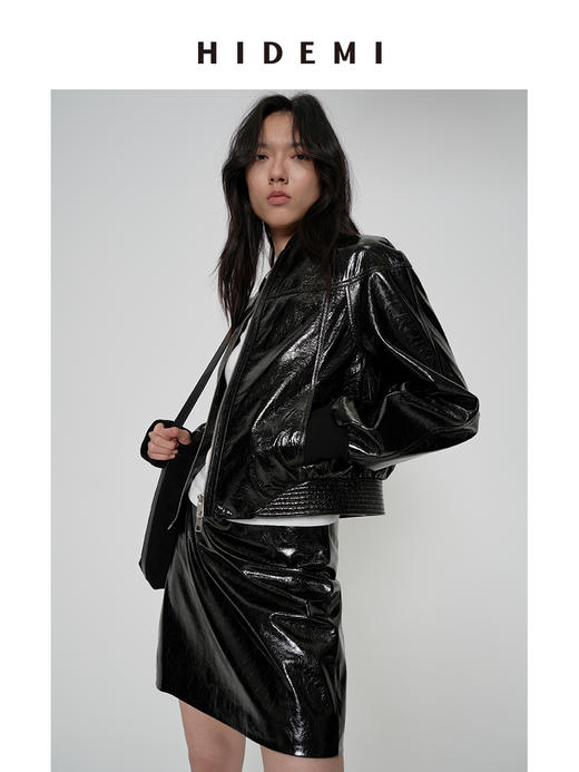 HIDEMI 进口激光涂层裂纹感羊皮极简棒球领拼接拉链短款外套皮衣大衣套装 外套/半裙 商品图3