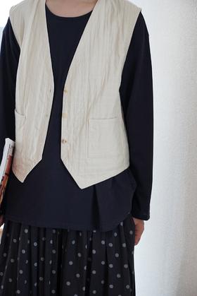 elsa esturgie 双材质马夹（后片采用轻柔法兰绒）