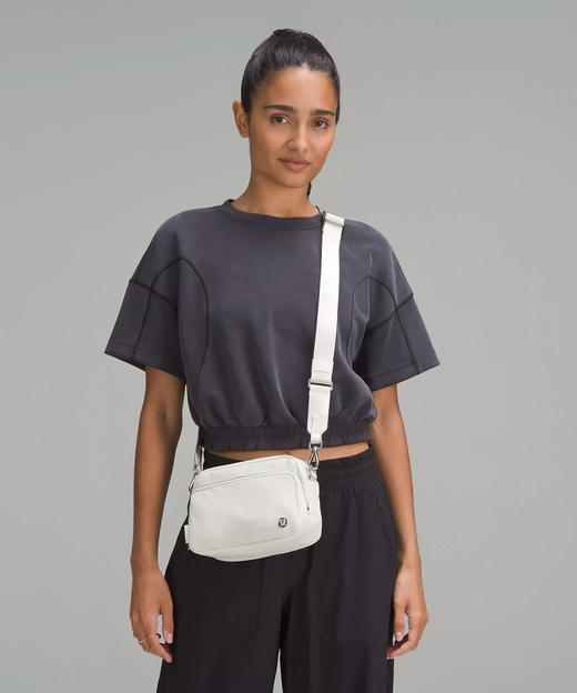 Lulu Everywhere 斜挎包多口袋相机包 商品图1