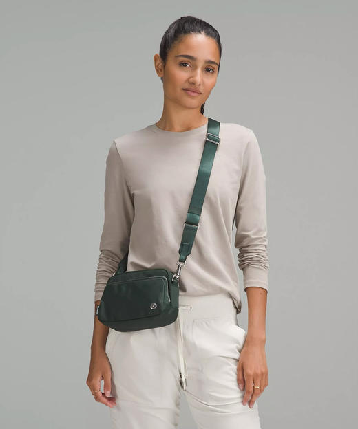 Lulu Everywhere 斜挎包多口袋相机包 商品图8