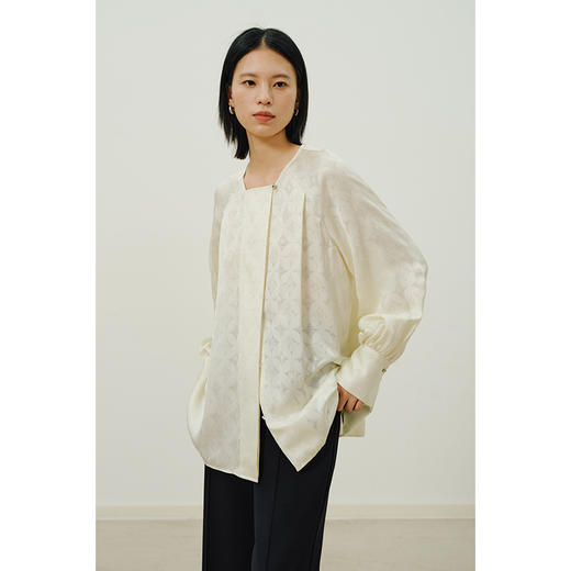 HeyDress新中式衬衫女秋季宽松显瘦设计感衬衣灯笼袖方领气质上衣 商品图0