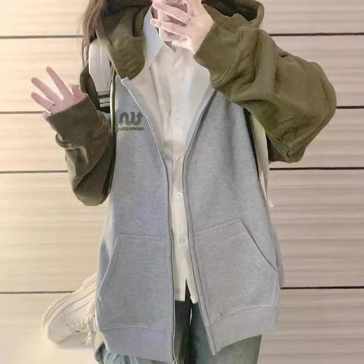 秋冬季【情侣拉链开衫外套】杏灰色拼接插肩袖连帽卫衣外套女外穿 商品图3