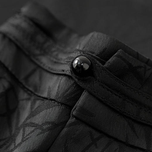 尚都比拉复古优雅小众盘扣上衣光泽感缎面竹叶印花半身裙套装-141Z52987 商品图4