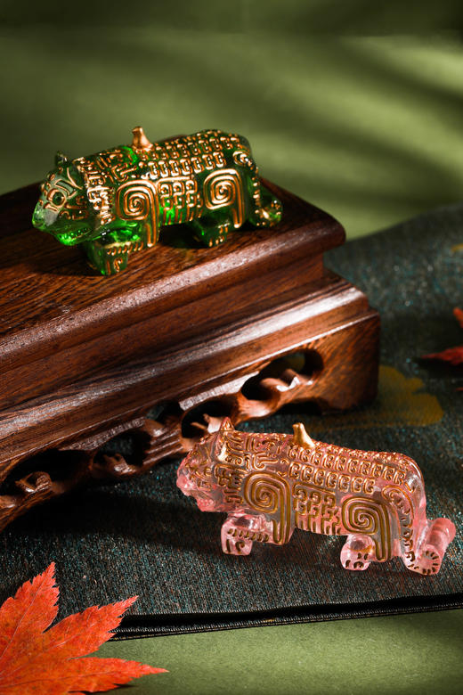 描金琉璃双尾虎冰箱贴 商品图0