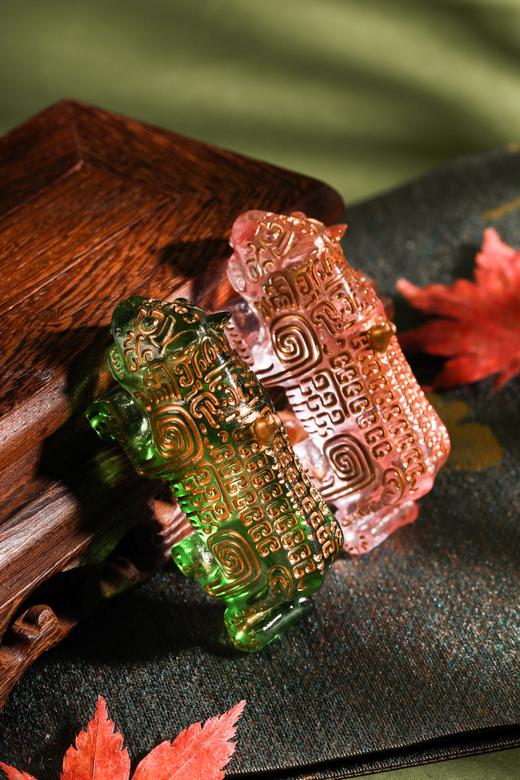 描金琉璃双尾虎冰箱贴 商品图1