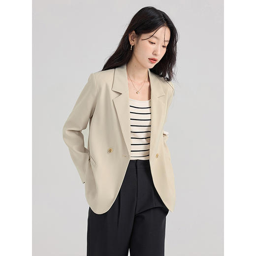 【1件75折】熙世界*通勤杏色小西装外套女2025年春秋新款挺括率性休闲西服 商品图2