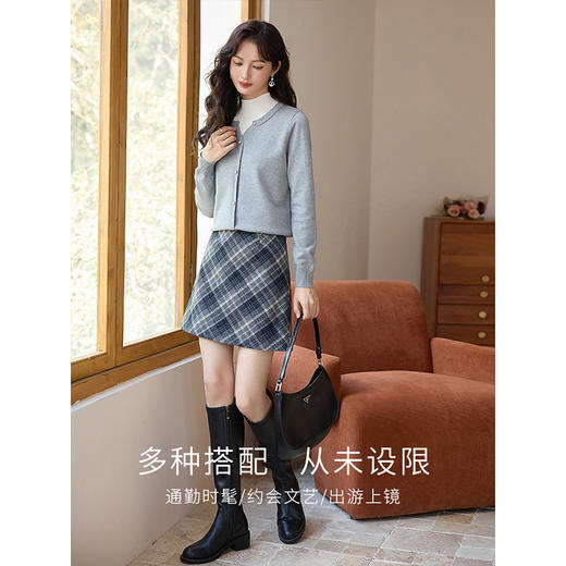 【专属特价】熙世界学院风复古格纹毛呢半身裙2025秋冬新款高腰a字包臀短裙 商品图2