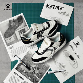 卡尔美新款足球文化男板鞋休闲鞋