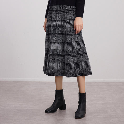 【黑白灰羊毛百褶半裙】24年秋季新品女士100%羊毛时尚百褶A字裙 商品图0