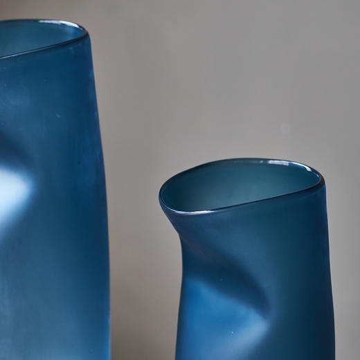 现代轻奢透明淡彩玻璃花瓶水培 家居装饰品摆件客厅餐厅软装花瓶 商品图3