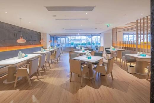 【春熙路·汤悦温泉汗蒸生活馆】轻度假一站式体验！仅¥119享1大1小20小时亲子净桑门票，汤泉/桑拿/汗蒸/岩盐浴/石板浴/火山浴/电影院/星空休息…休闲好去处！ 商品图6