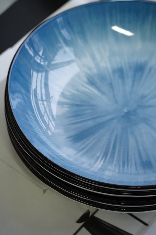 🍽餐桌上的蓝染风格调，美得像海的艺术🌊 【 Trees&wind蓝纹渐变盘碗 5/8/10英寸】 用餐具点缀生活，比吃好饭更重要的是要好好吃饭🥗 商品图2