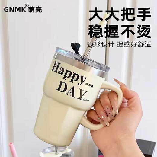 GNMK英文系列吸管把手保温杯600ml（240776）颜色随机发 商品图2