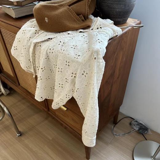 老米优品🎈篙端！韩国1：1定制《镂空重工刺绣衬衫》奶油色系，优雅温柔，精致韩国小姐姐  CY240904A 商品图2
