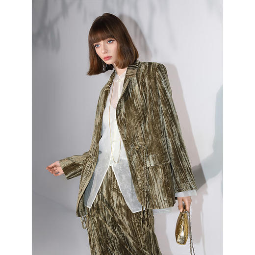 COCOBELLA新中式竹叶拓印压褶丝绒西装女国风盘扣外套SI3032 商品图3