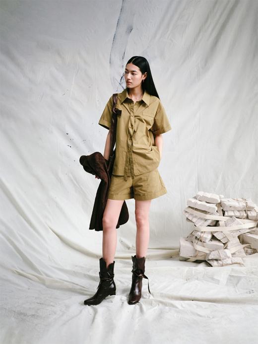 LIYIHAN 24新款女夏秋纯棉短裤OOTD知识分子风翻边短裤 商品图1