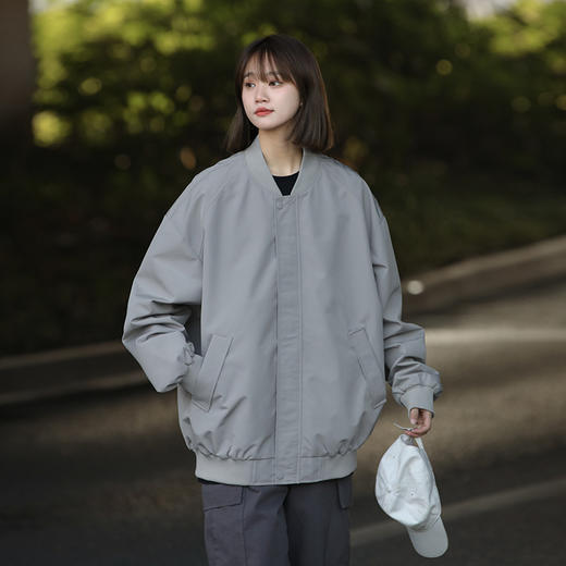 【采用全新的潮牌户外款❗️日系复古潮牌宽松飞行员夹克】自由穿梭＆轻量型户外，整体OVERSIZE版型，男女同款情侣款春秋季薄款棒球服防水外套L 商品图1