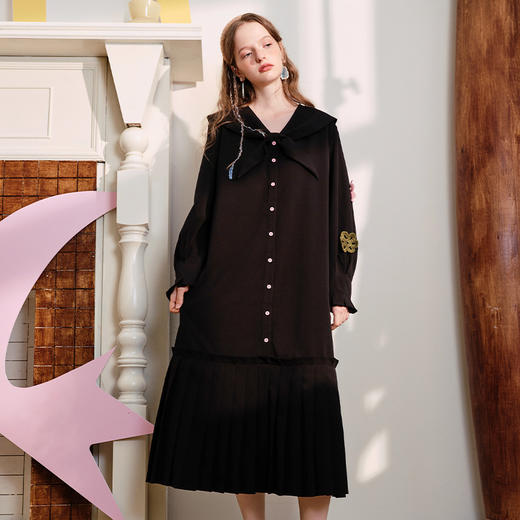 【38女王节】两三事花海梦游2024秋新款学院风立体花朵绑带海军领衬衫裙连衣裙 商品图1