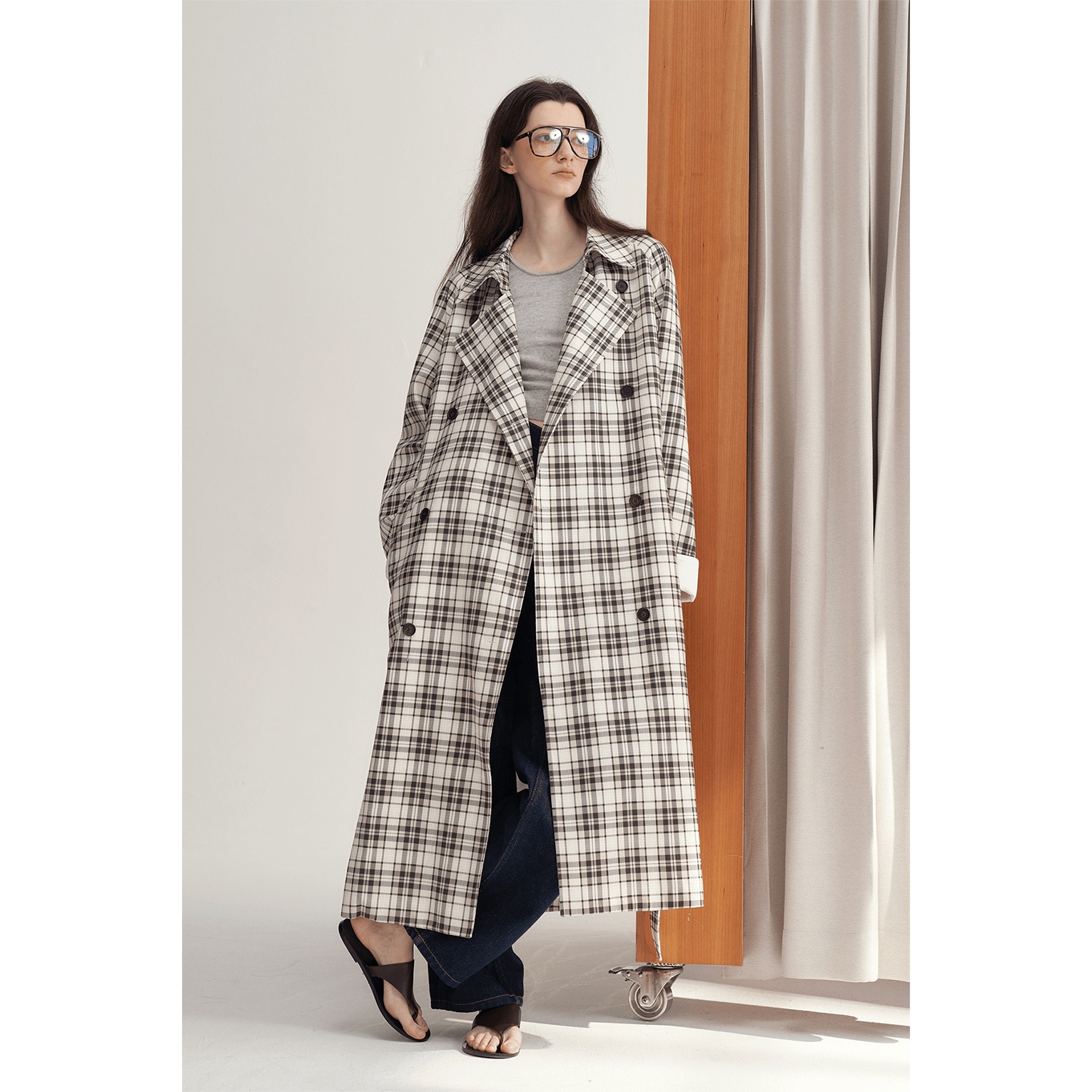 MAISON CECILE格子du家印花廓形重工牛角扣风衣