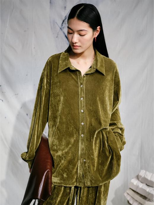 LIYIHAN 24夏季新品光泽丝绒宽松衬衫女士套装法式复古 商品图3