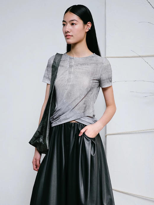 LIYIHAN设计师品牌 2024春夏新款原创简约印花水洗T恤上衣 商品图4