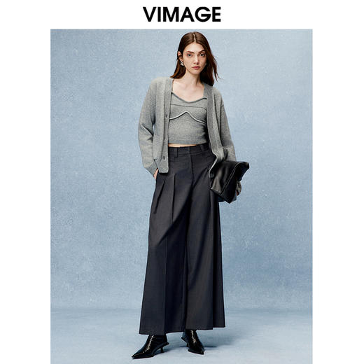 VIMAGE纬漫纪时尚显瘦针织开衫背心两件套秋季新款V2201821 商品图1
