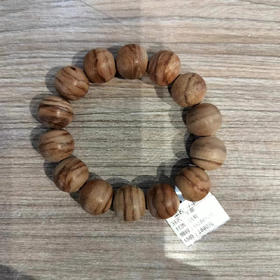 H086Y08°沉香手串