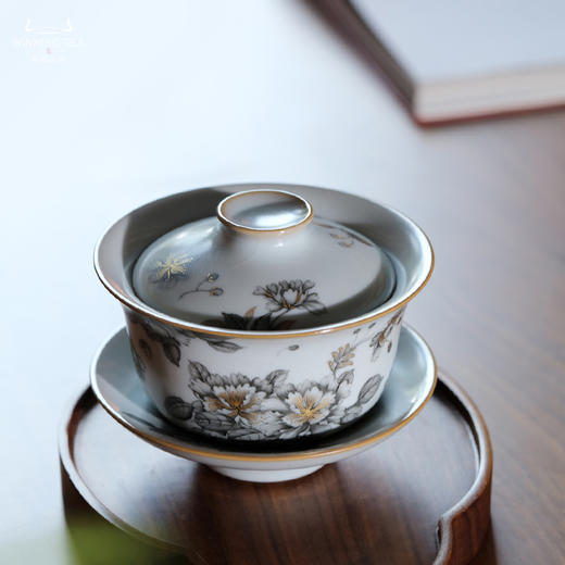问鼎汝瓷鼎峰系列月白三才盖碗（墨彩樱花） 商品图2
