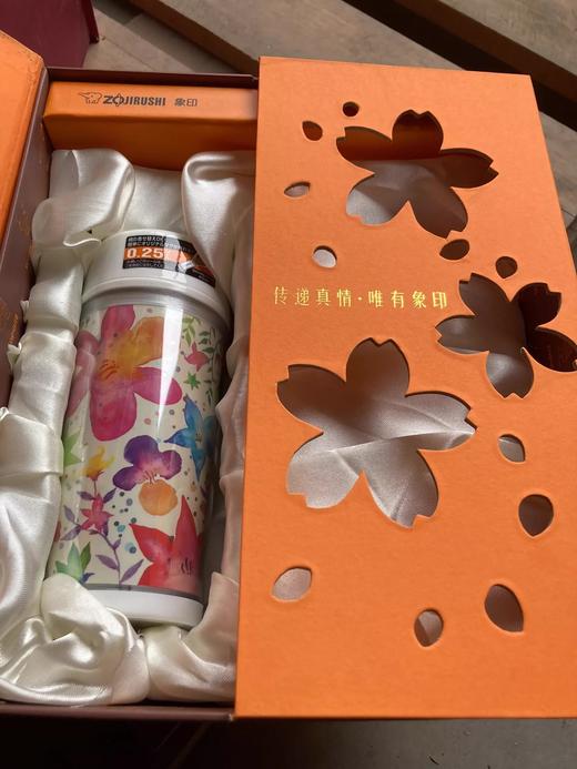 特价清仓象印不锈钢保温杯SM-HAE25-WB 250ml 豪华版礼盒进口套装保温杯 商品图2